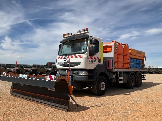 Renault Kerax 380DXI - Sniego valymo mašina: foto 1 Renault Kerax 380DXI - Sniego valymo mašina: foto 1