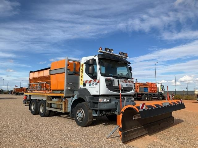 Renault Kerax 430DXI - Sniego valymo mašina: foto 4 Renault Kerax 430DXI - Sniego valymo mašina: foto 4