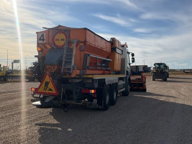 Renault Kerax 430DXI - Sniego valymo mašina: foto 3 Renault Kerax 430DXI - Sniego valymo mašina: foto 3