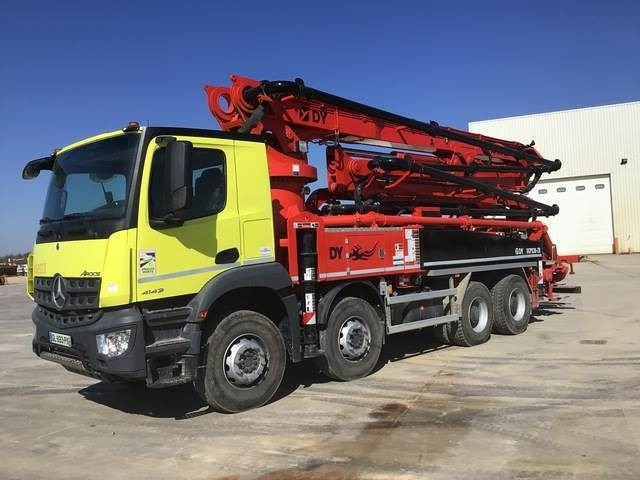 Mercedes-Benz Arocs 4143 - Betono siurblys: foto 1 Mercedes-Benz Arocs 4143 - Betono siurblys: foto 1