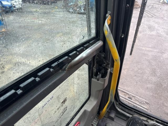 Vikšrinis ekskavatorius Volvo EC480EL: foto 12