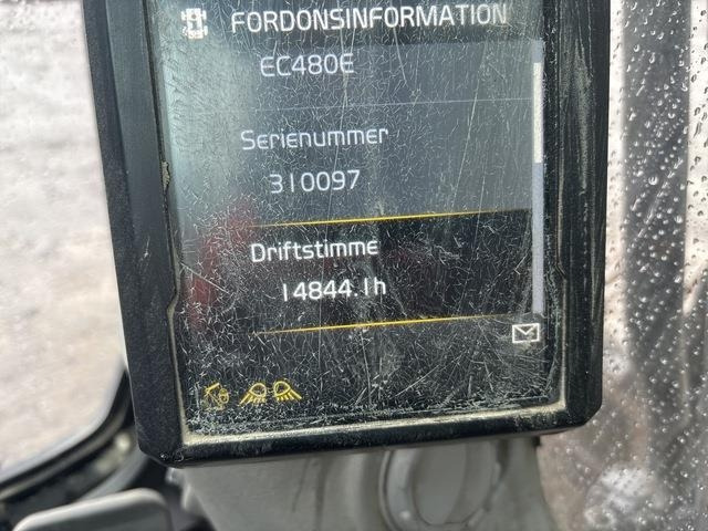 Vikšrinis ekskavatorius Volvo EC480EL: foto 8