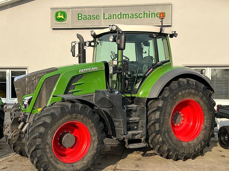 Fendt 826 Vario ProfiPlus NatureGreen - Traktorius: foto 1 Fendt 826 Vario ProfiPlus NatureGreen - Traktorius: foto 1