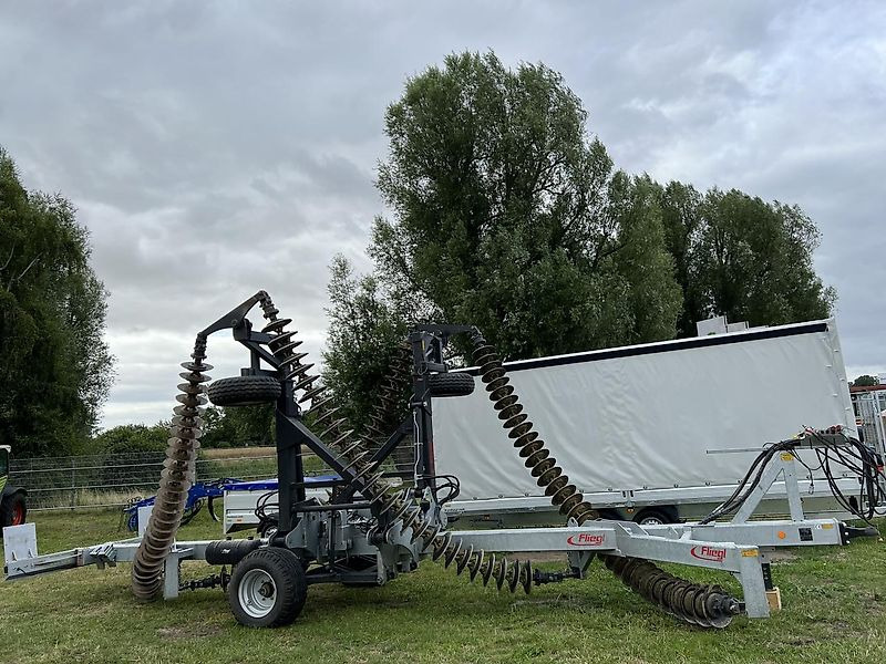 Fliegl KSE 680 Kettenscheibenegge - Diskiniai skutikai: foto 1 Fliegl KSE 680 Kettenscheibenegge - Diskiniai skutikai: foto 1