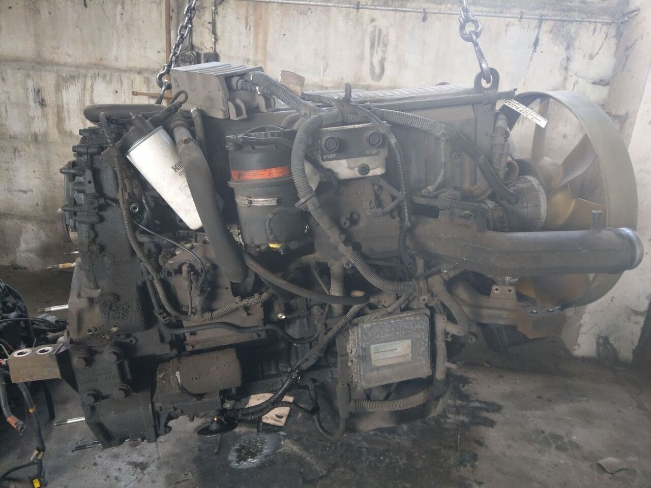IVECO Cursor 8 F2BE0681F - Variklis - Sunkvežimis: foto 2 IVECO Cursor 8 F2BE0681F - Variklis - Sunkvežimis: foto 2