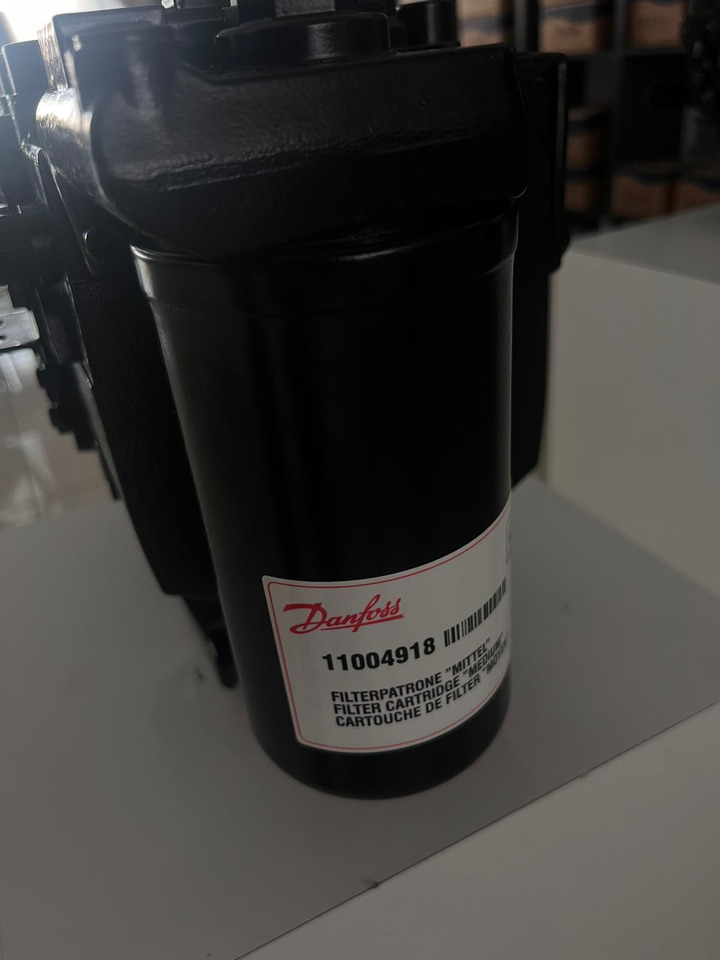 DANFOSS H1P100R B AM1C1ND3HF4NNL42L42 DM26 H1 - Hidraulinis siurblys - Statybinė technika: foto 3 DANFOSS H1P100R B AM1C1ND3HF4NNL42L42 DM26 H1 - Hidraulinis siurblys - Statybinė technika: foto 3
