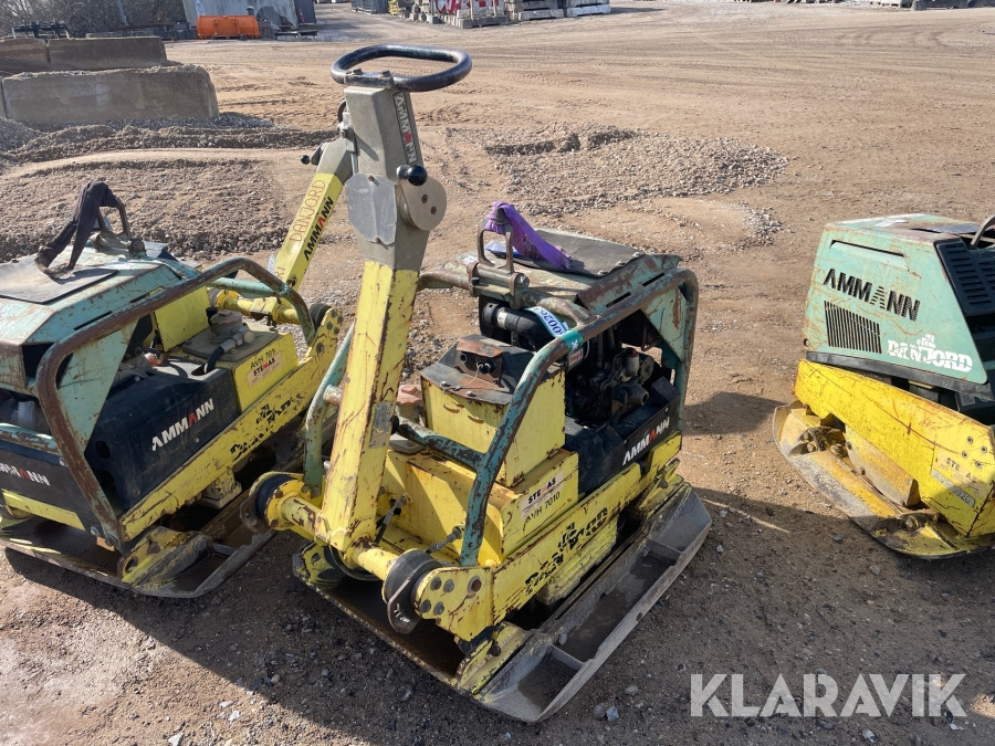 Pladevibrator Ammann AVH 7010 - Tankinimo plokštė: foto 5 Pladevibrator Ammann AVH 7010 - Tankinimo plokštė: foto 5