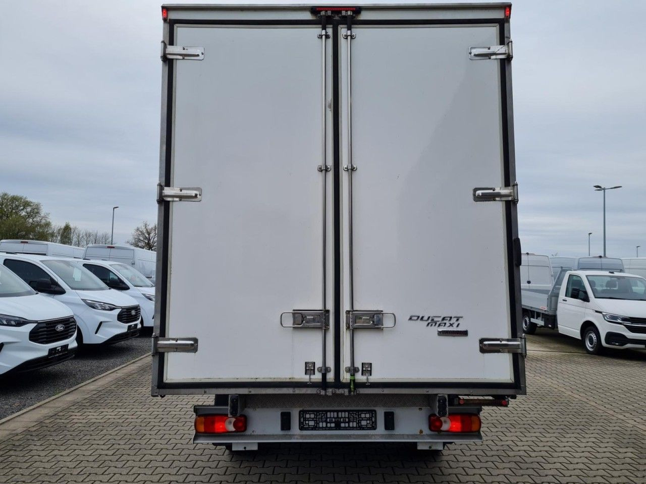 Fiat Ducato 35 Koffer 150 maxi Multijet Klima - Furgonas su krovinių dėže: foto 5 Fiat Ducato 35 Koffer 150 maxi Multijet Klima - Furgonas su krovinių dėže: foto 5
