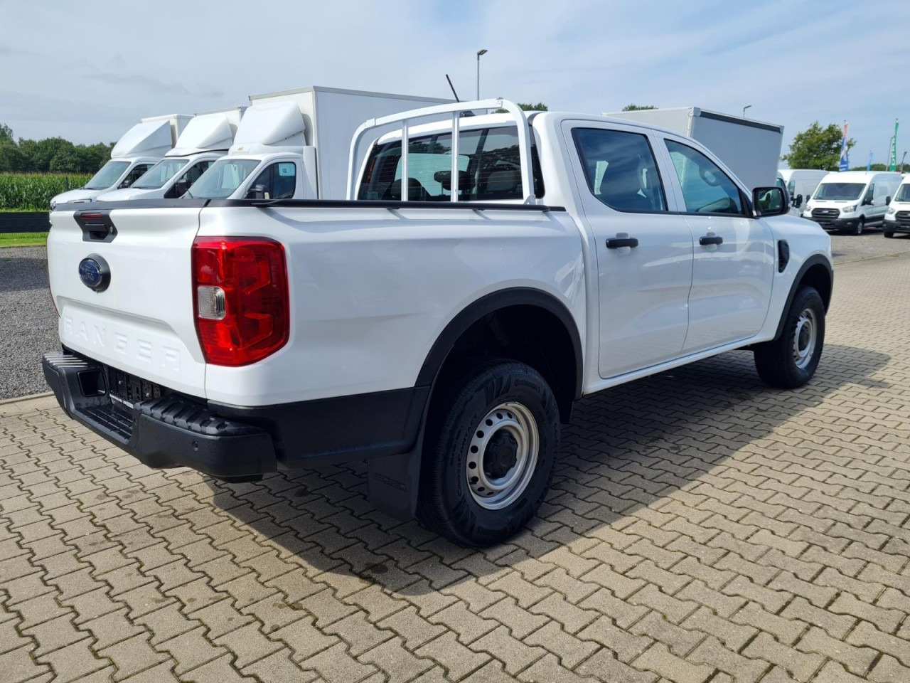 Ford Ranger Doka 2.0 Ecoblue XL 4x4 KLIMA KAMERA TEMPOMAT - Pikapas, Komercinis automobilis su dviguba kabina: foto 4 Ford Ranger Doka 2.0 Ecoblue XL 4x4 KLIMA KAMERA TEMPOMAT - Pikapas, Komercinis automobilis su dviguba kabina: foto 4