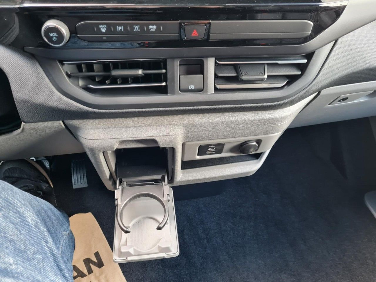 Keleivinis furgonas Ford Tourneo Custom 8 Sitze 320 L2 Titanium LED AUTOM: foto 17