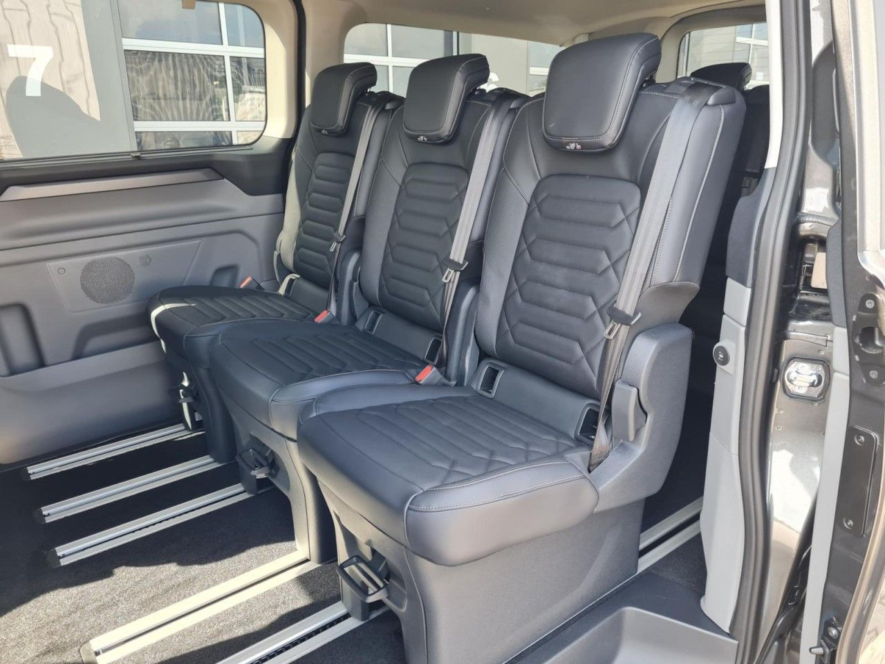 Keleivinis furgonas Ford Tourneo Custom 8 Sitze 320 L2 Titanium LED AUTOM: foto 18