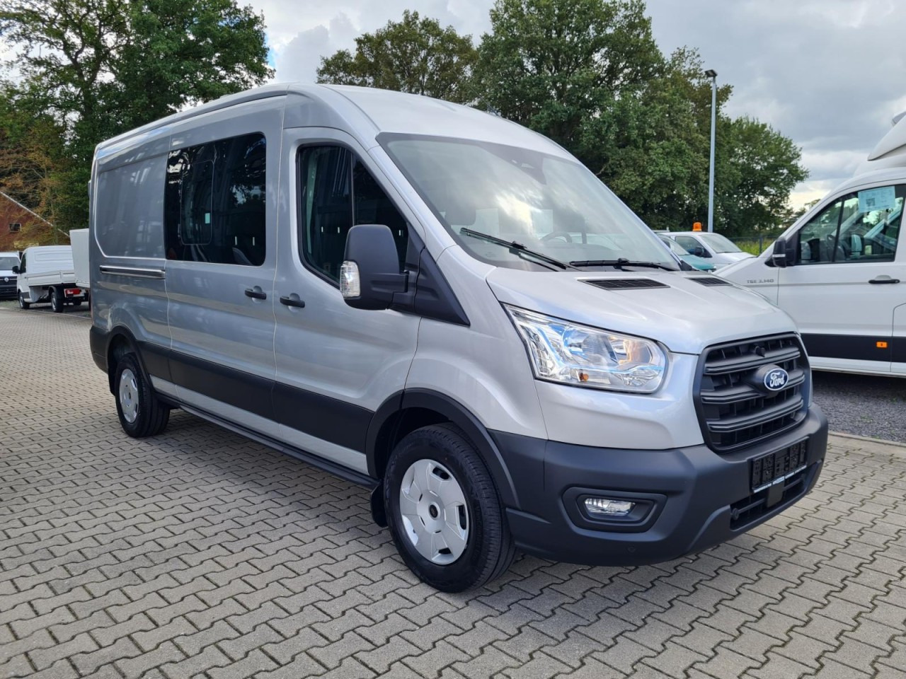 Ford Transit 3,5t Kasten Doka TDCi L3 Trend AHK PDC KAMERA - Krovininis mikroautobusas, Komercinis automobilis su dviguba kabina: foto 3 Ford Transit 3,5t Kasten Doka TDCi L3 Trend AHK PDC KAMERA - Krovininis mikroautobusas, Komercinis automobilis su dviguba kabina: foto 3