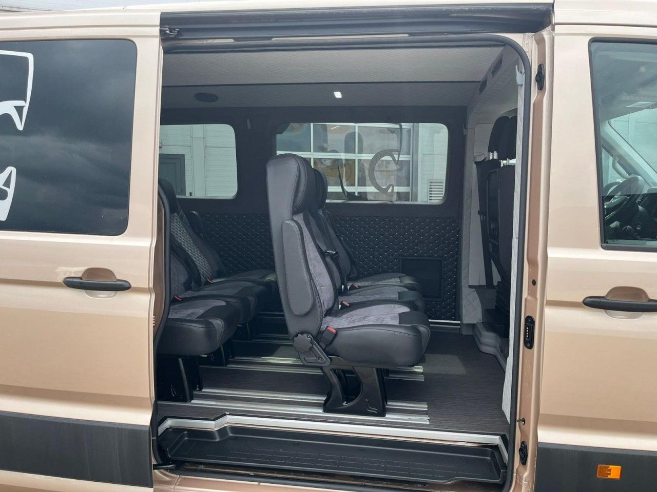 MAN TGE 3.180 TDi Kombi 9 Sitzer LED LM KAMERA Sonde - Keleivinis furgonas: foto 5 MAN TGE 3.180 TDi Kombi 9 Sitzer LED LM KAMERA Sonde - Keleivinis furgonas: foto 5
