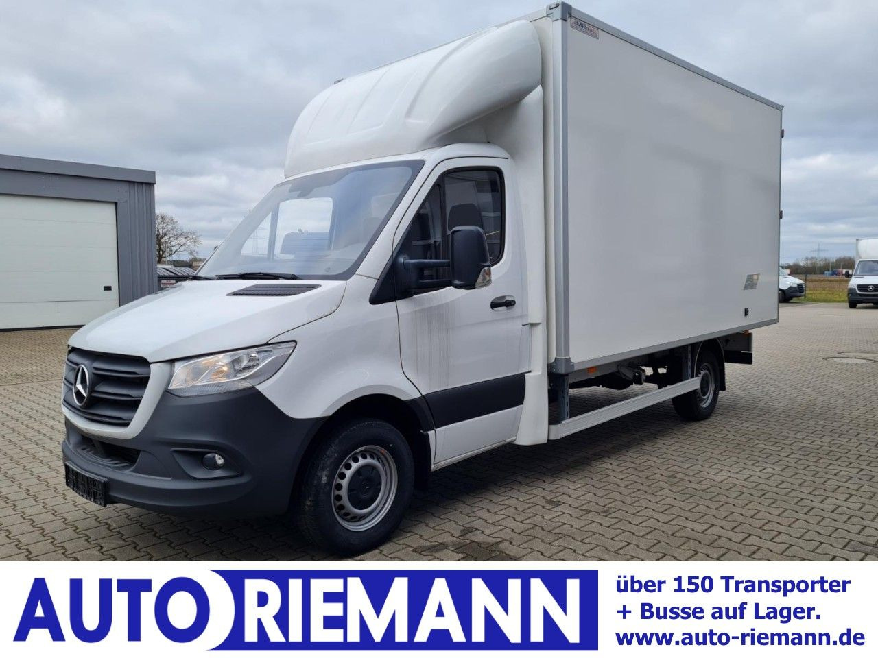 Mercedes-Benz Sprinter 315 CDi Koffer lang MBux, Klima - Furgonas su krovinių dėže: foto 1 Mercedes-Benz Sprinter 315 CDi Koffer lang MBux, Klima - Furgonas su krovinių dėže: foto 1