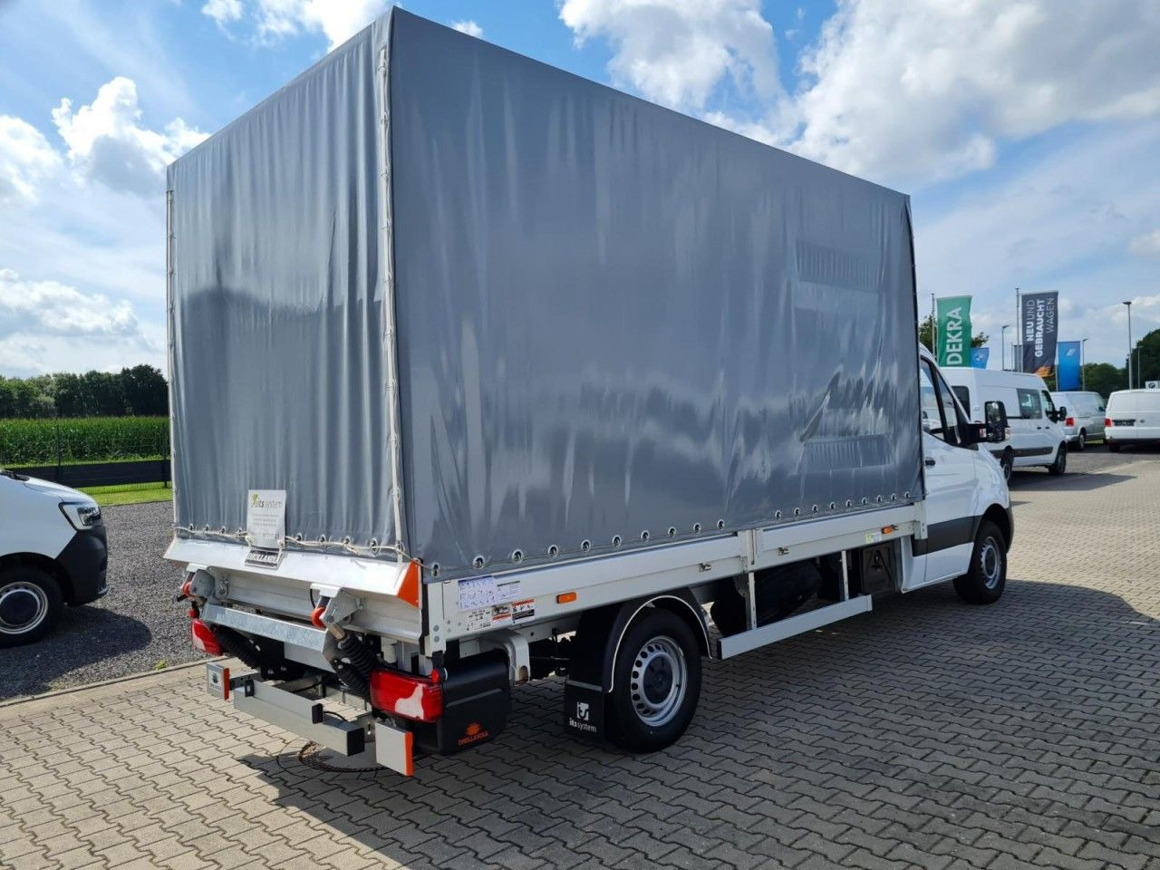 Mercedes-Benz Sprinter 315 Cdi Pritsche Schiebe Plane LBW KLIM - Tentinis mikroautobusas: foto 5 Mercedes-Benz Sprinter 315 Cdi Pritsche Schiebe Plane LBW KLIM - Tentinis mikroautobusas: foto 5