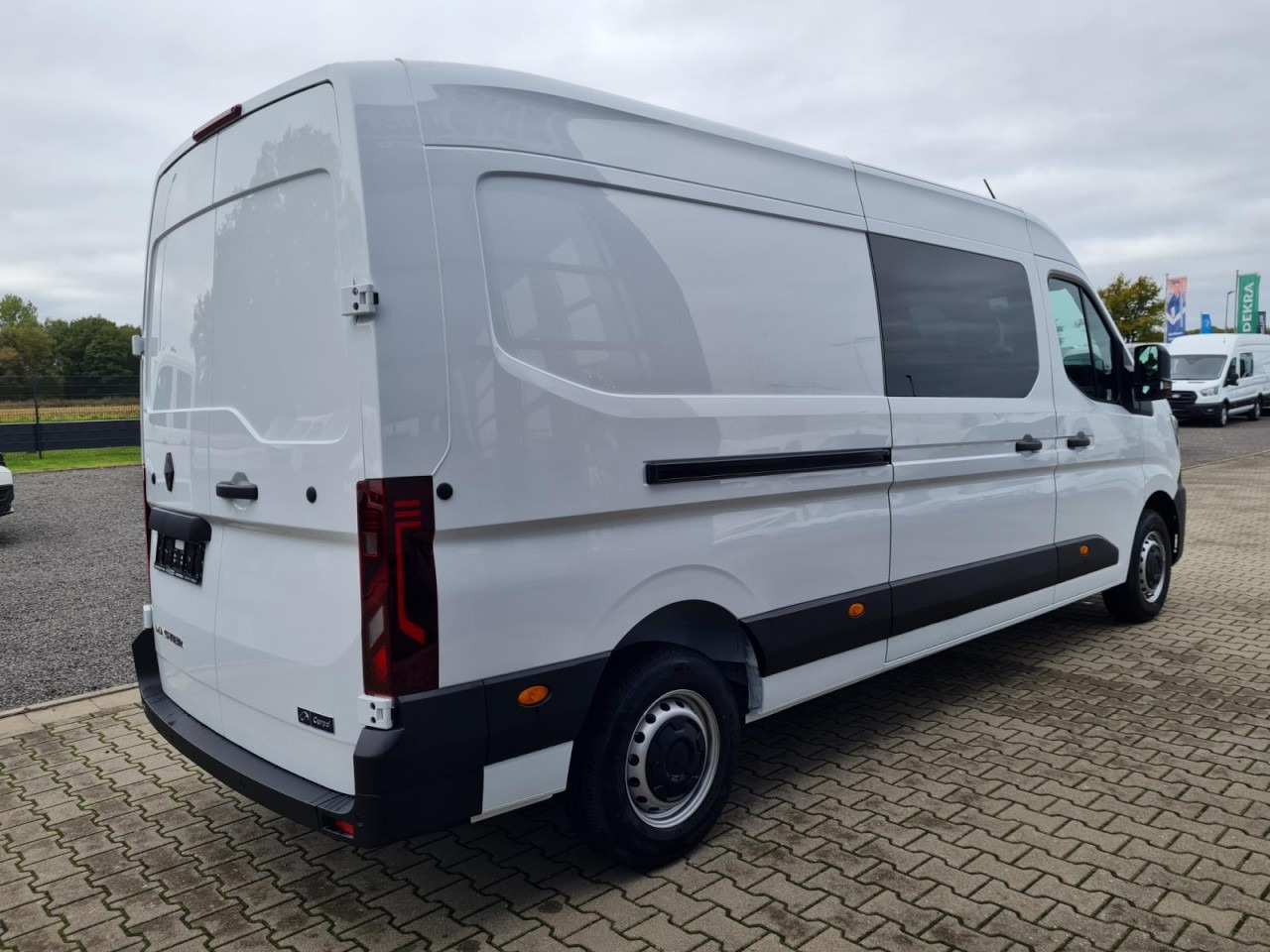 Renault Master 3,5t Kasten dCi Doka L3H2 KLIMA TEMPOMAT - Komercinis automobilis su dviguba kabina: foto 4 Renault Master 3,5t Kasten dCi Doka L3H2 KLIMA TEMPOMAT - Komercinis automobilis su dviguba kabina: foto 4