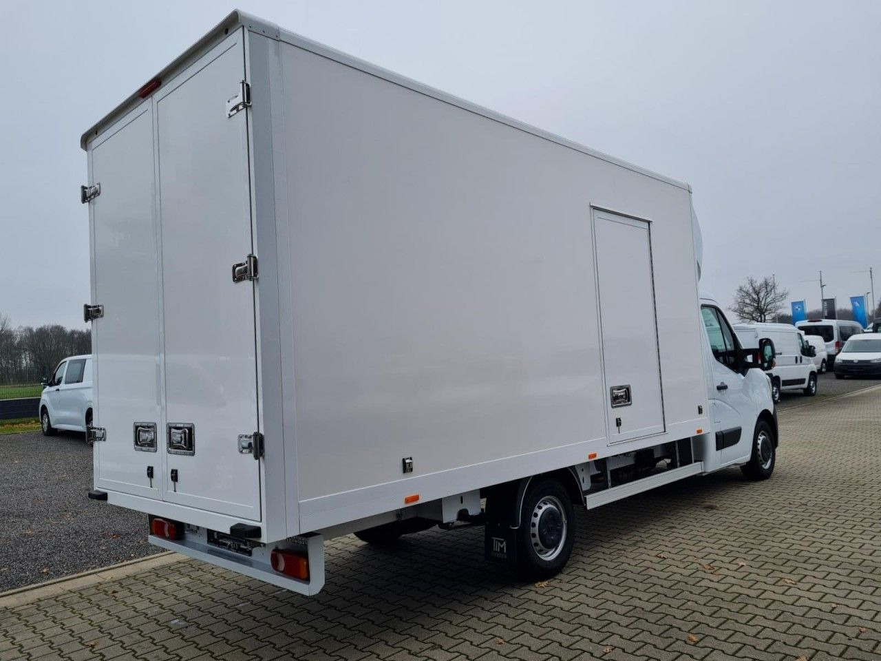 Renault Master 3,5t Koffer dCi 165 mit 10 Pal. Plätze - Furgonas su krovinių dėže: foto 5 Renault Master 3,5t Koffer dCi 165 mit 10 Pal. Plätze - Furgonas su krovinių dėže: foto 5
