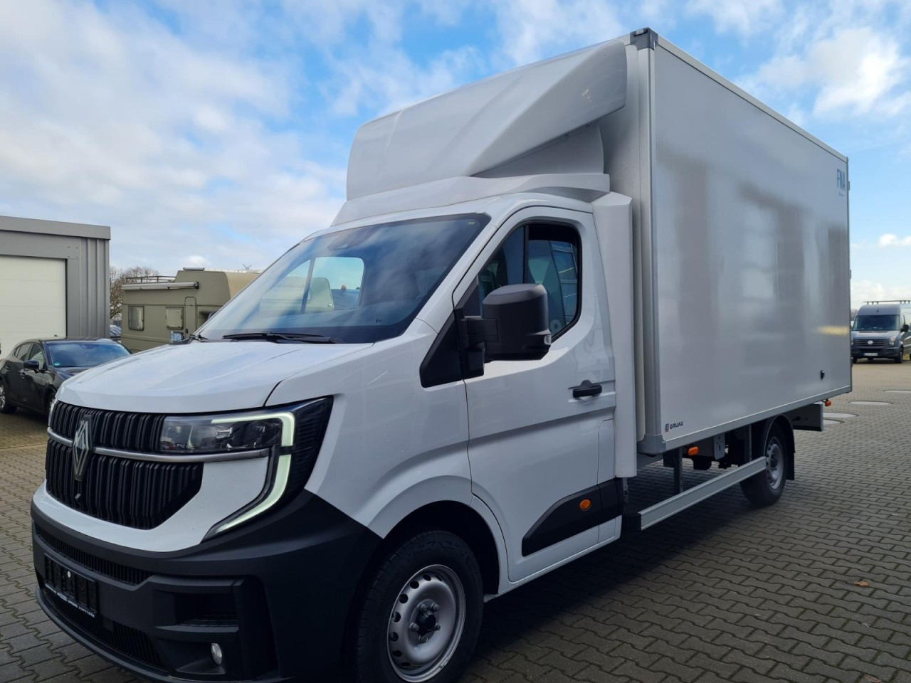 Renault Master 35 Möbel Koffer KLIMA Automatik 10 Pal. - Furgonas su krovinių dėže: foto 2 Renault Master 35 Möbel Koffer KLIMA Automatik 10 Pal. - Furgonas su krovinių dėže: foto 2