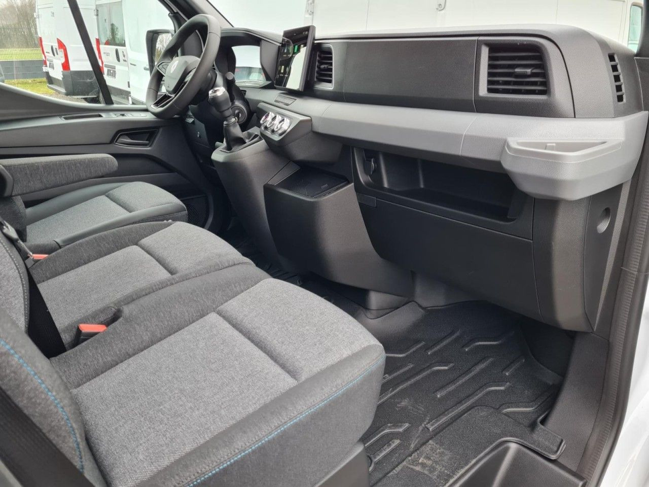 Furgonas su krovinių dėže Renault Master 35 New Möbel Koffer LF 4.80m KLIMA TEMPOM: foto 14