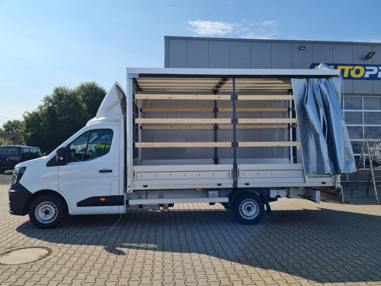 Renault Master 35 Pritsche Schiebe Plane dCi 170 - Tentinis mikroautobusas: foto 2 Renault Master 35 Pritsche Schiebe Plane dCi 170 - Tentinis mikroautobusas: foto 2