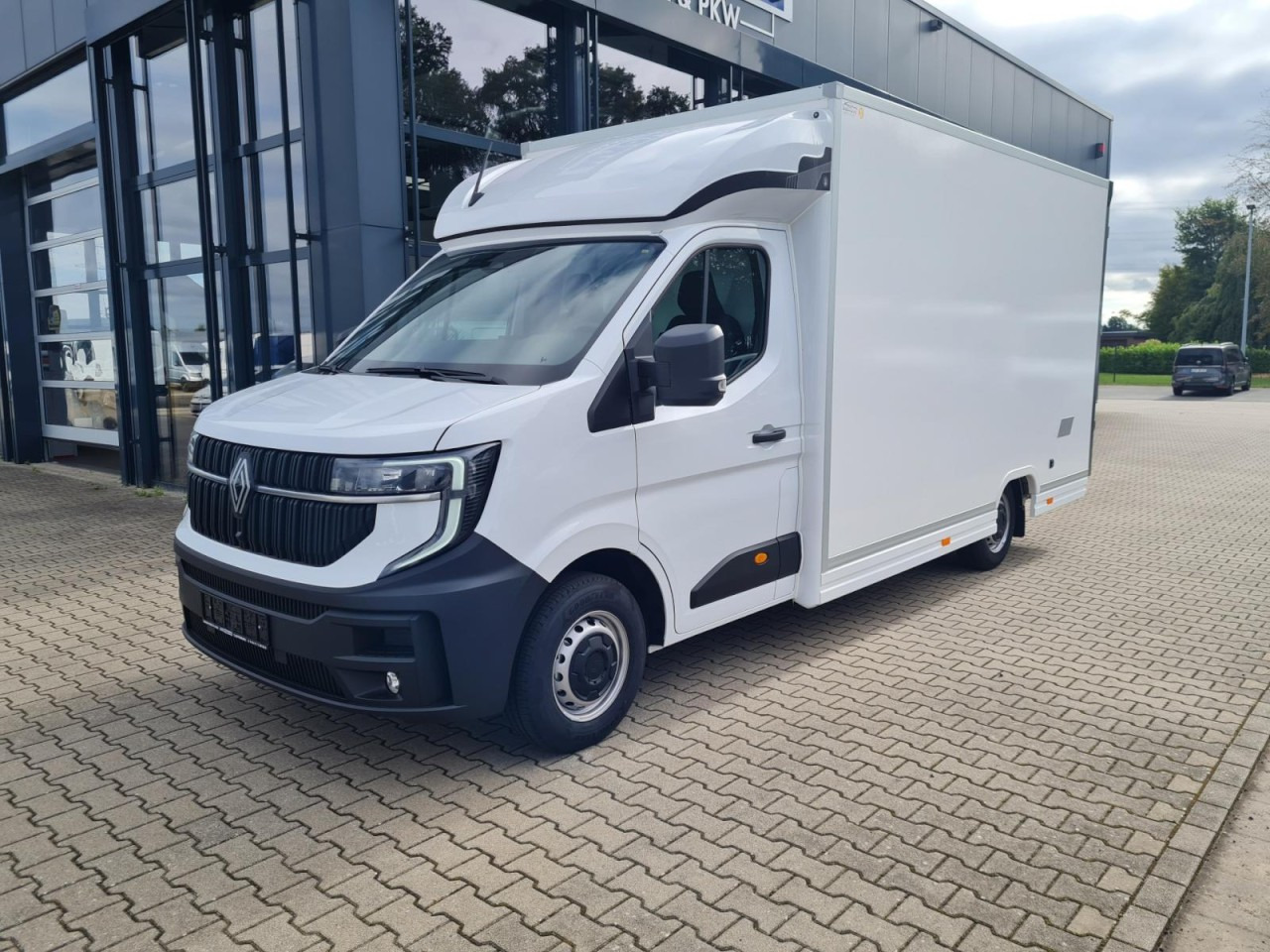Renault Master New 35 Tiefrahmen Koffer dCi 170 KAMERA - Furgonas su krovinių dėže: foto 3 Renault Master New 35 Tiefrahmen Koffer dCi 170 KAMERA - Furgonas su krovinių dėže: foto 3