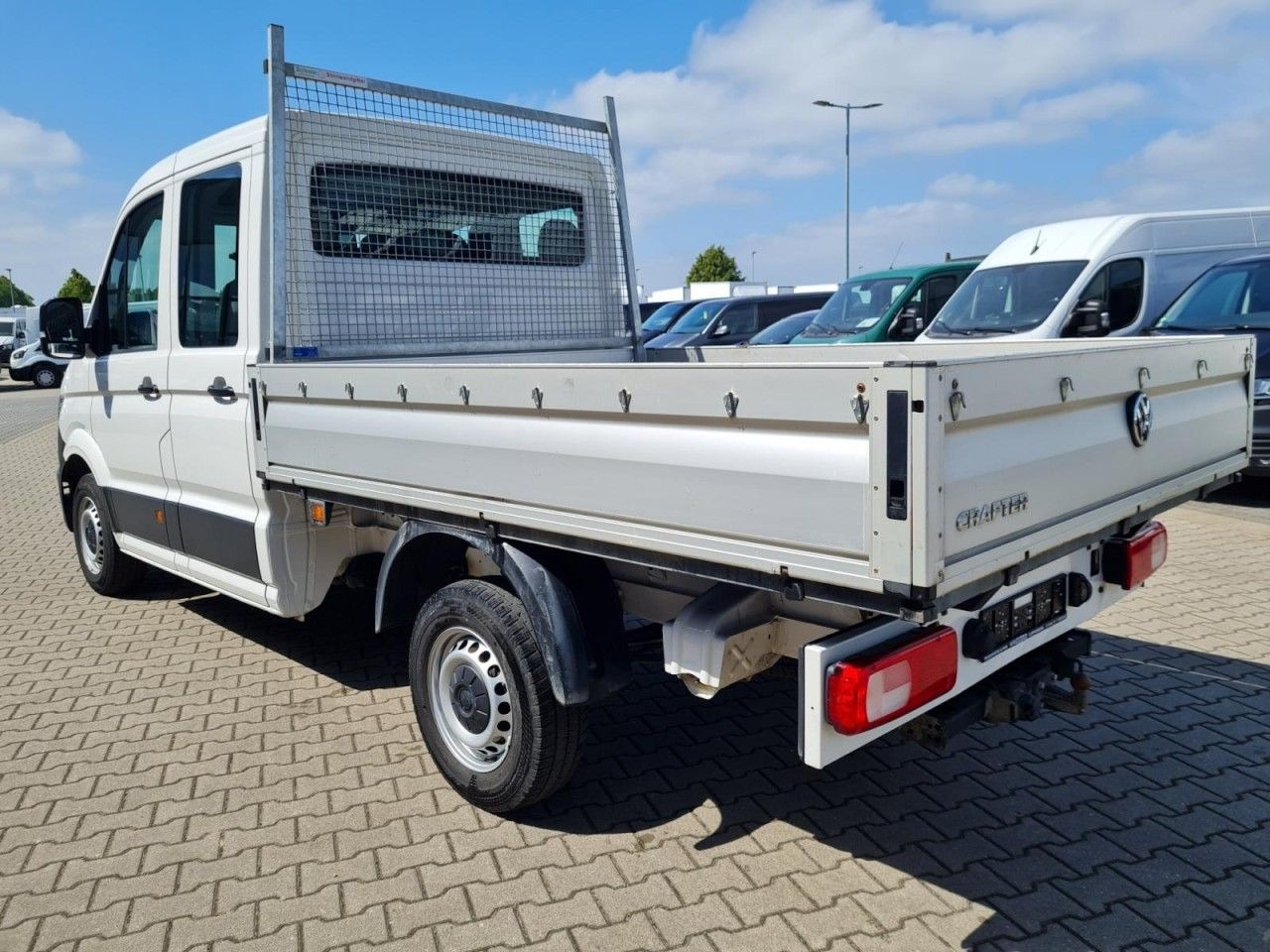 Volkswagen Crafter 35 Doka MR 7-Sitze AHK KLIMA KOMFORT - Bortinis automobilis: foto 4 Volkswagen Crafter 35 Doka MR 7-Sitze AHK KLIMA KOMFORT - Bortinis automobilis: foto 4
