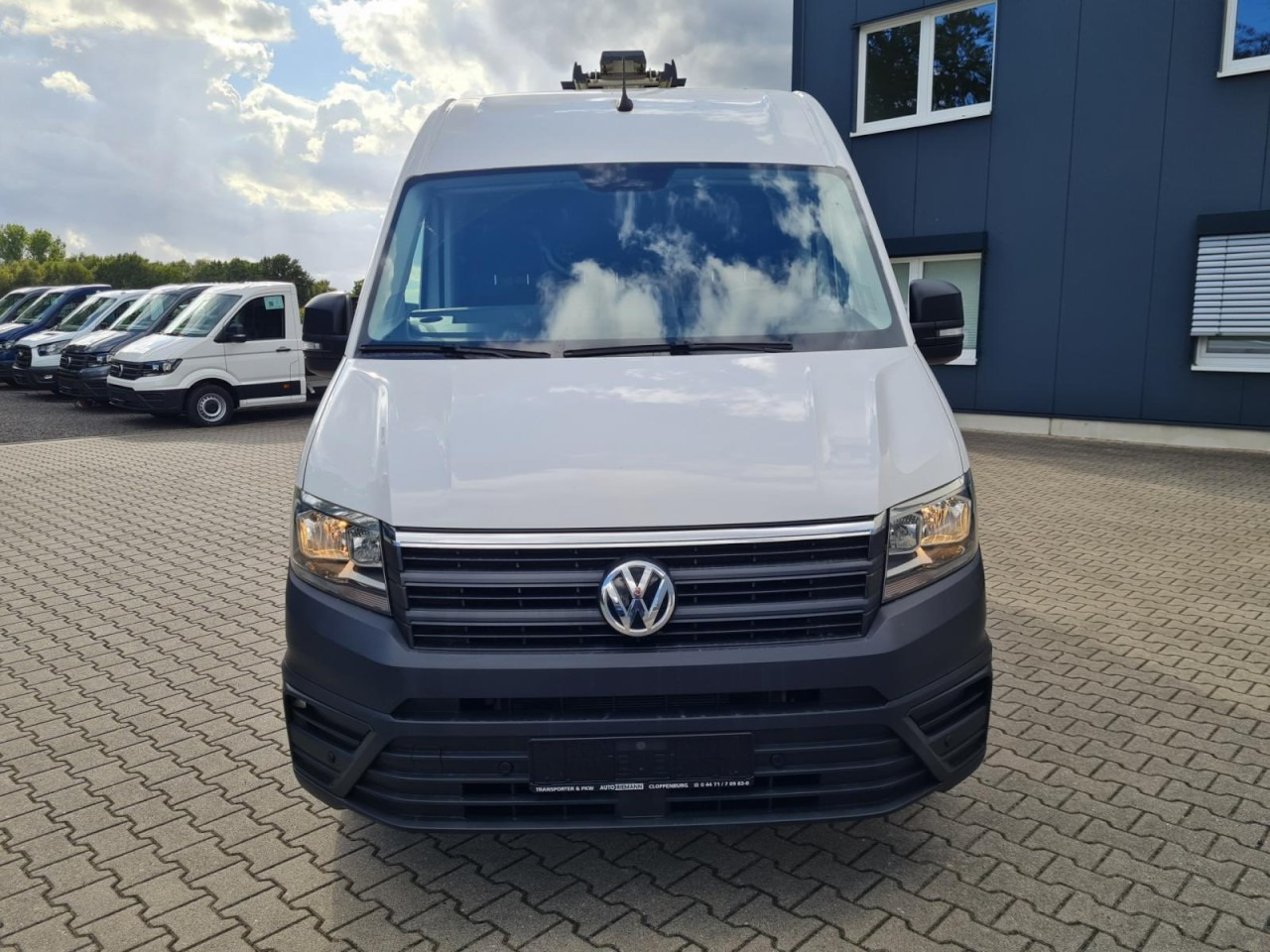 Volkswagen Crafter 35 Kasten L3H2 KAMERA KLIMA NAVI REGALE - Krovininis mikroautobusas: foto 2 Volkswagen Crafter 35 Kasten L3H2 KAMERA KLIMA NAVI REGALE - Krovininis mikroautobusas: foto 2