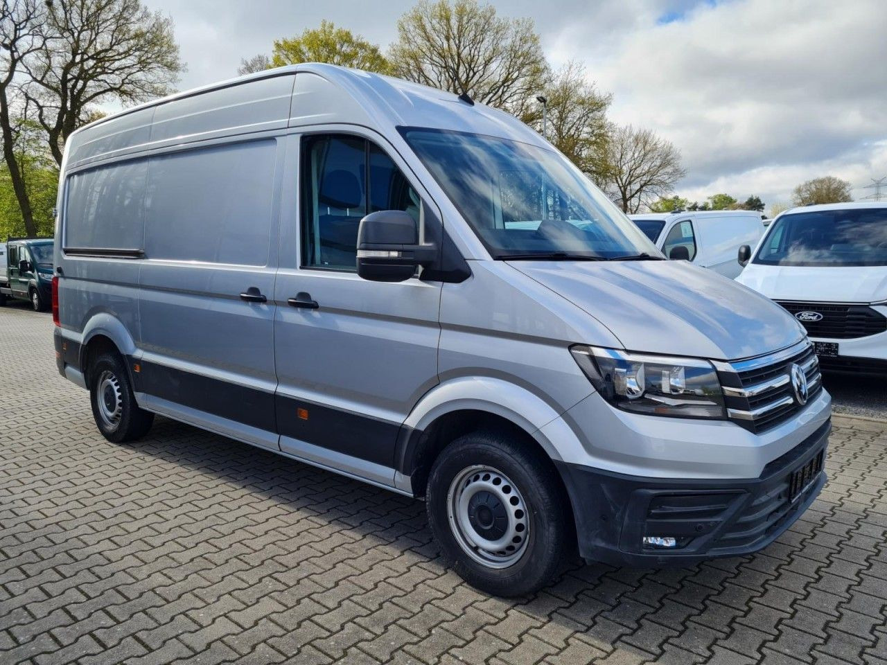 Volkswagen Crafter 35 Kasten TDI MR hoch NAVI KLIMA TEMPOMA - Krovininis mikroautobusas: foto 3 Volkswagen Crafter 35 Kasten TDI MR hoch NAVI KLIMA TEMPOMA - Krovininis mikroautobusas: foto 3