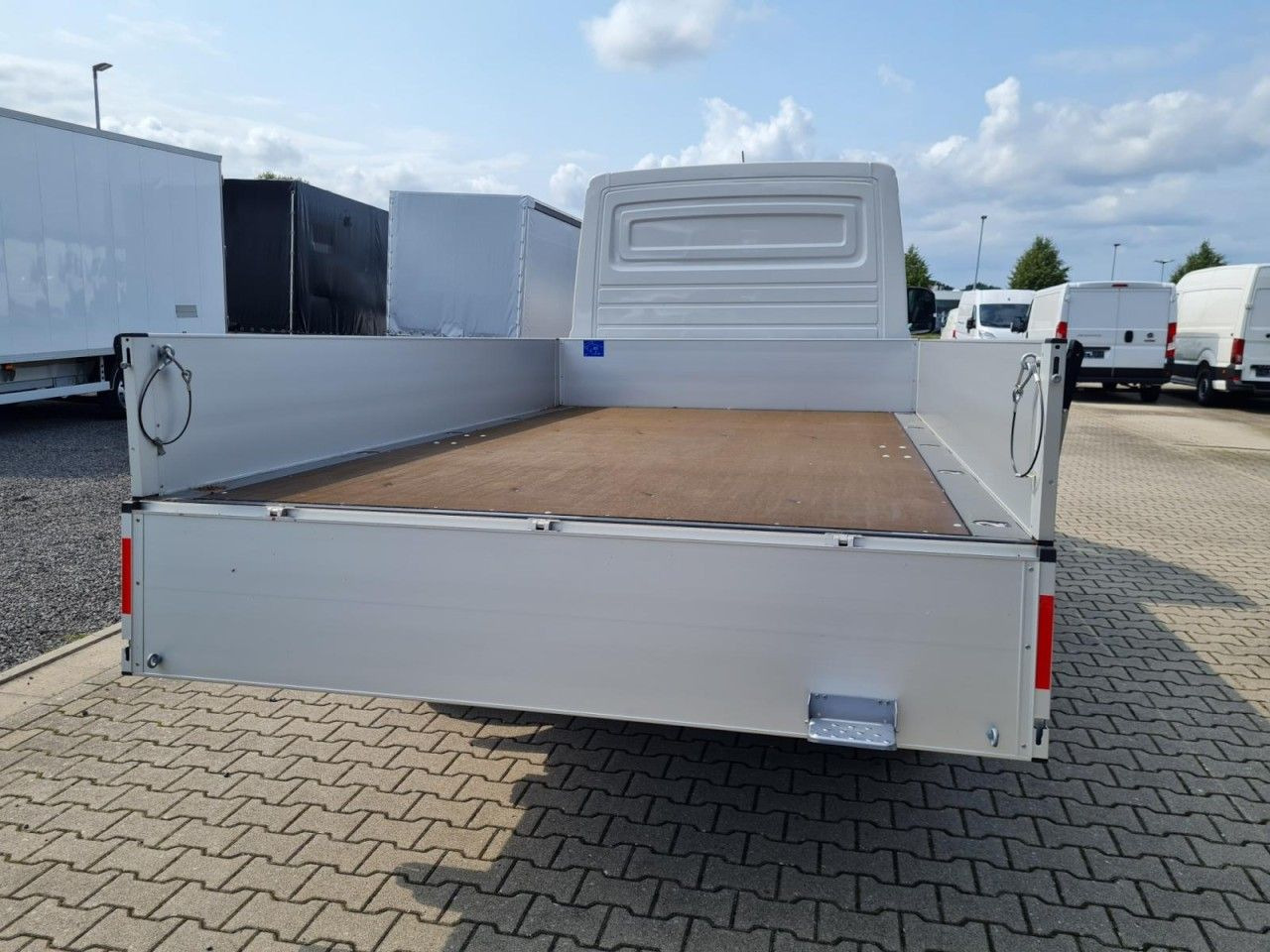 Bortinis automobilis Volkswagen Crafter 35 Pritsche TDi MR L3 KLIMA TEMPOMAT: foto 16