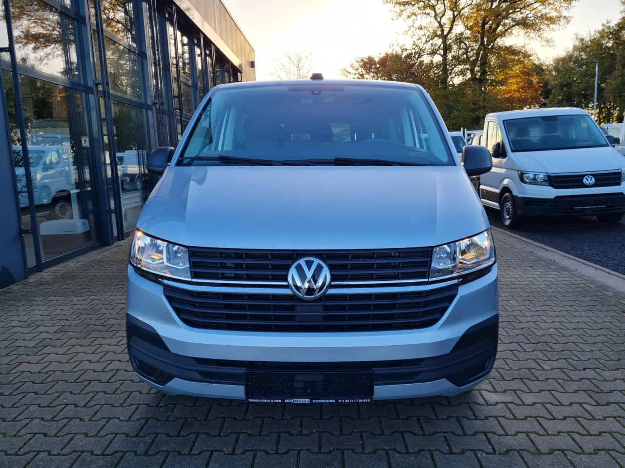 Volkswagen T6.1 Caravelle TDI lang 9 Sitzer 2 Schiebetüren Trendl. - Mikroautobusas, Keleivinis furgonas: foto 2 Volkswagen T6.1 Caravelle TDI lang 9 Sitzer 2 Schiebetüren Trendl. - Mikroautobusas, Keleivinis furgonas: foto 2