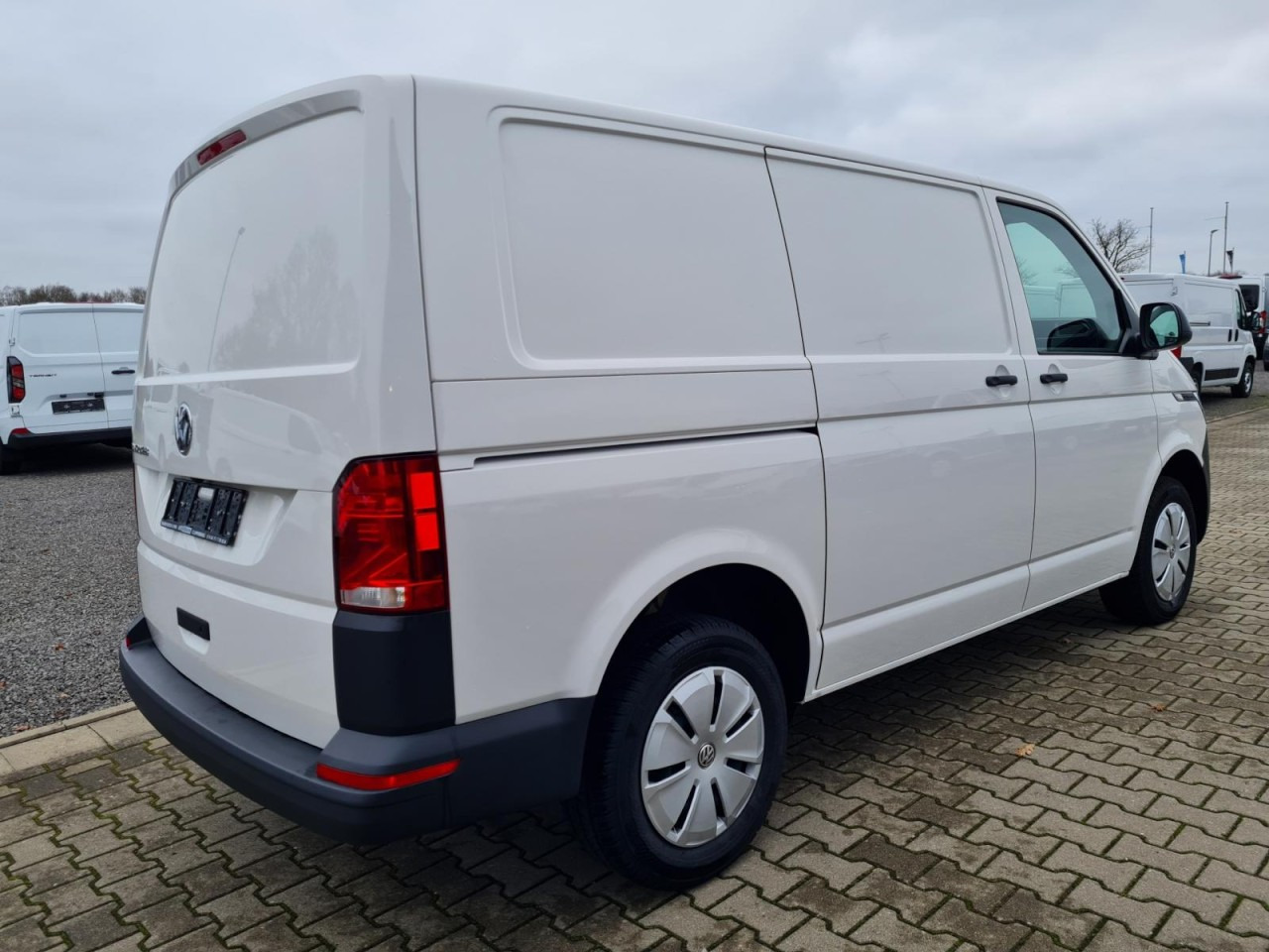 Volkswagen T6.1 Kasten KR Heckklappe KAMERA KLIMA ALLWETTER - Mažas furgonas: foto 4 Volkswagen T6.1 Kasten KR Heckklappe KAMERA KLIMA ALLWETTER - Mažas furgonas: foto 4