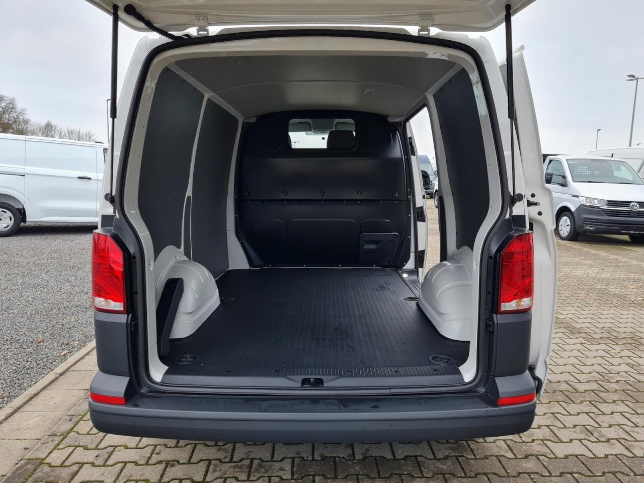Volkswagen T6.1 Kasten KR Heckklappe KAMERA KLIMA Navi App - Mažas furgonas: foto 5 Volkswagen T6.1 Kasten KR Heckklappe KAMERA KLIMA Navi App - Mažas furgonas: foto 5