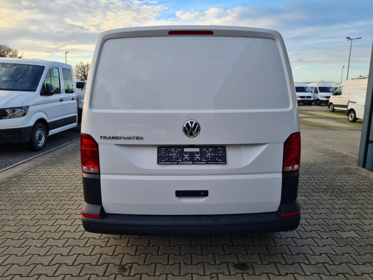 Volkswagen T6.1 Kasten TDI lang L2 DSG KLIMA KAMERA PDC - Mažas furgonas: foto 5 Volkswagen T6.1 Kasten TDI lang L2 DSG KLIMA KAMERA PDC - Mažas furgonas: foto 5