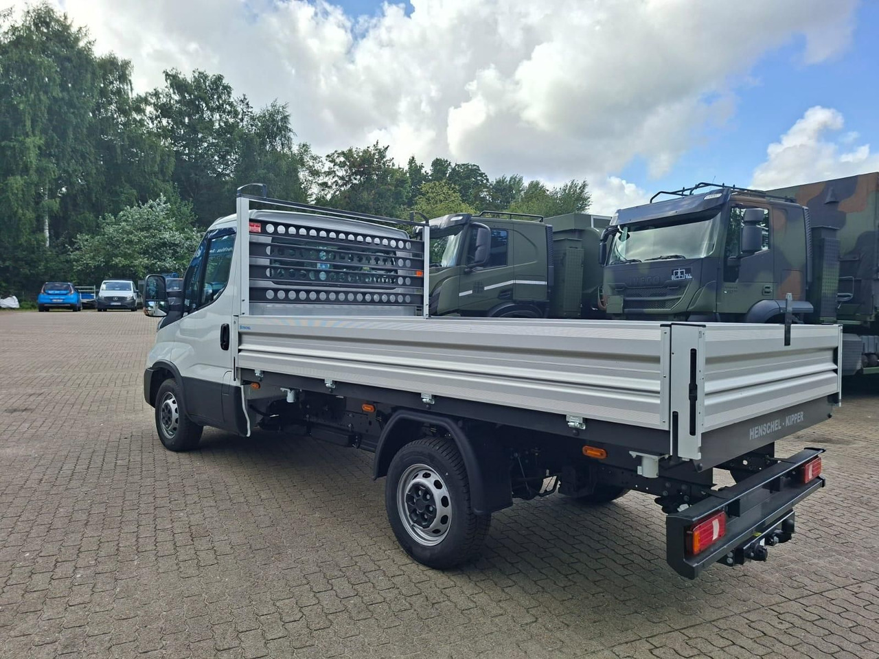 Iveco Daily 35S14A8Y Henschel 3-Seiten Kipper 100 k... - Bortinis automobilis: foto 4 Iveco Daily 35S14A8Y Henschel 3-Seiten Kipper 100 k... - Bortinis automobilis: foto 4