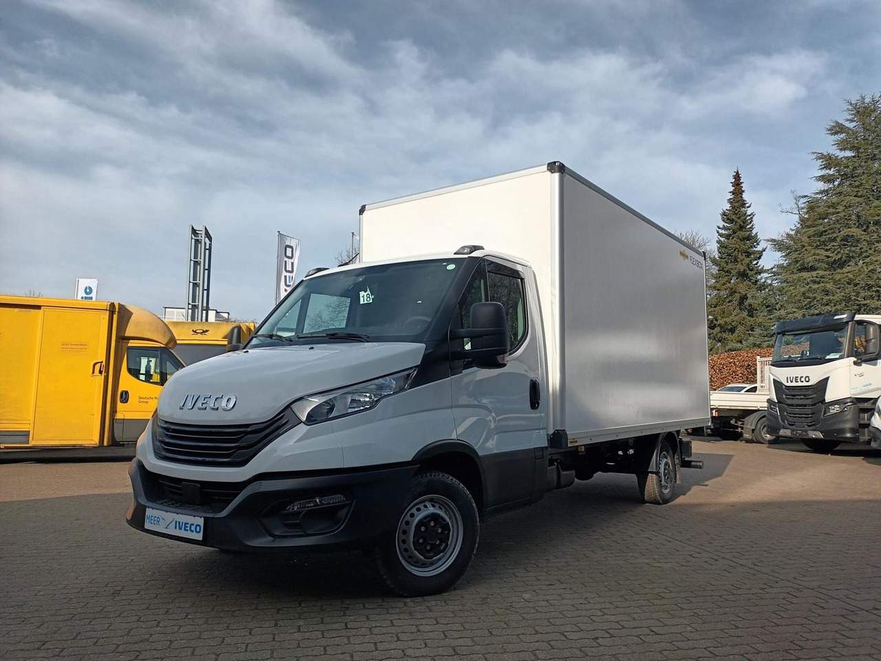 Iveco Daily 35S14HE Koffer LBW, Rückfahrkamera 2x a... - Furgonas su krovinių dėže: foto 1 Iveco Daily 35S14HE Koffer LBW, Rückfahrkamera 2x a... - Furgonas su krovinių dėže: foto 1