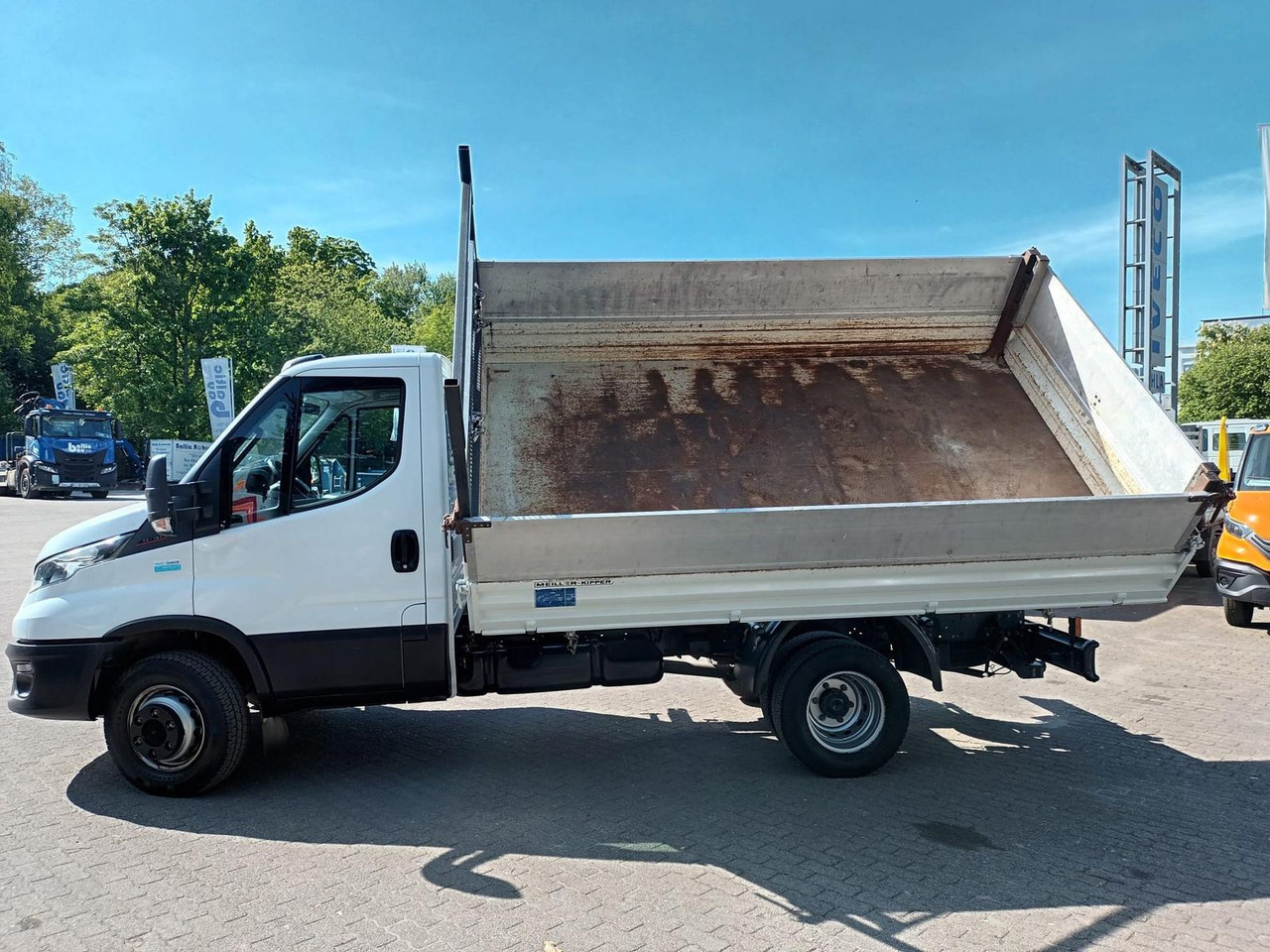 Iveco Daily 70C18H Meiler Kipper Dreiseitenkipper 1... - Mažas savivartis: foto 3 Iveco Daily 70C18H Meiler Kipper Dreiseitenkipper 1... - Mažas savivartis: foto 3