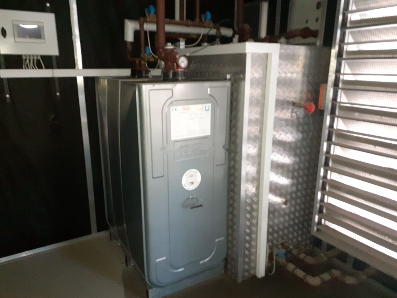 Stamford Generator Nowy1300 KW 1650 KVA STAMFORD CUMMINS - Elektrinis generatorius: foto 4 Stamford Generator Nowy1300 KW 1650 KVA STAMFORD CUMMINS - Elektrinis generatorius: foto 4