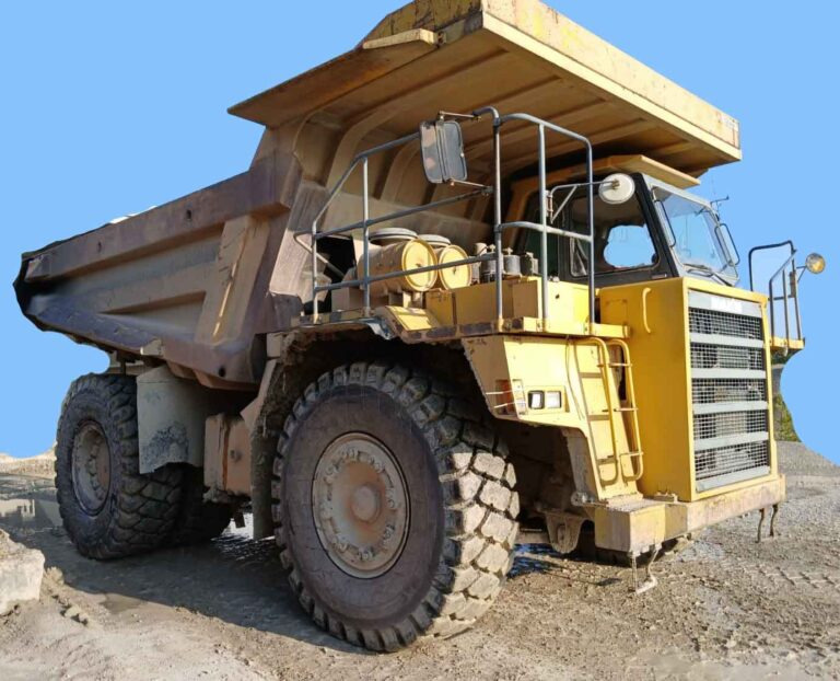 Komatsu HD605-5 – Dumper - Savivartis: foto 1 Komatsu HD605-5 – Dumper - Savivartis: foto 1