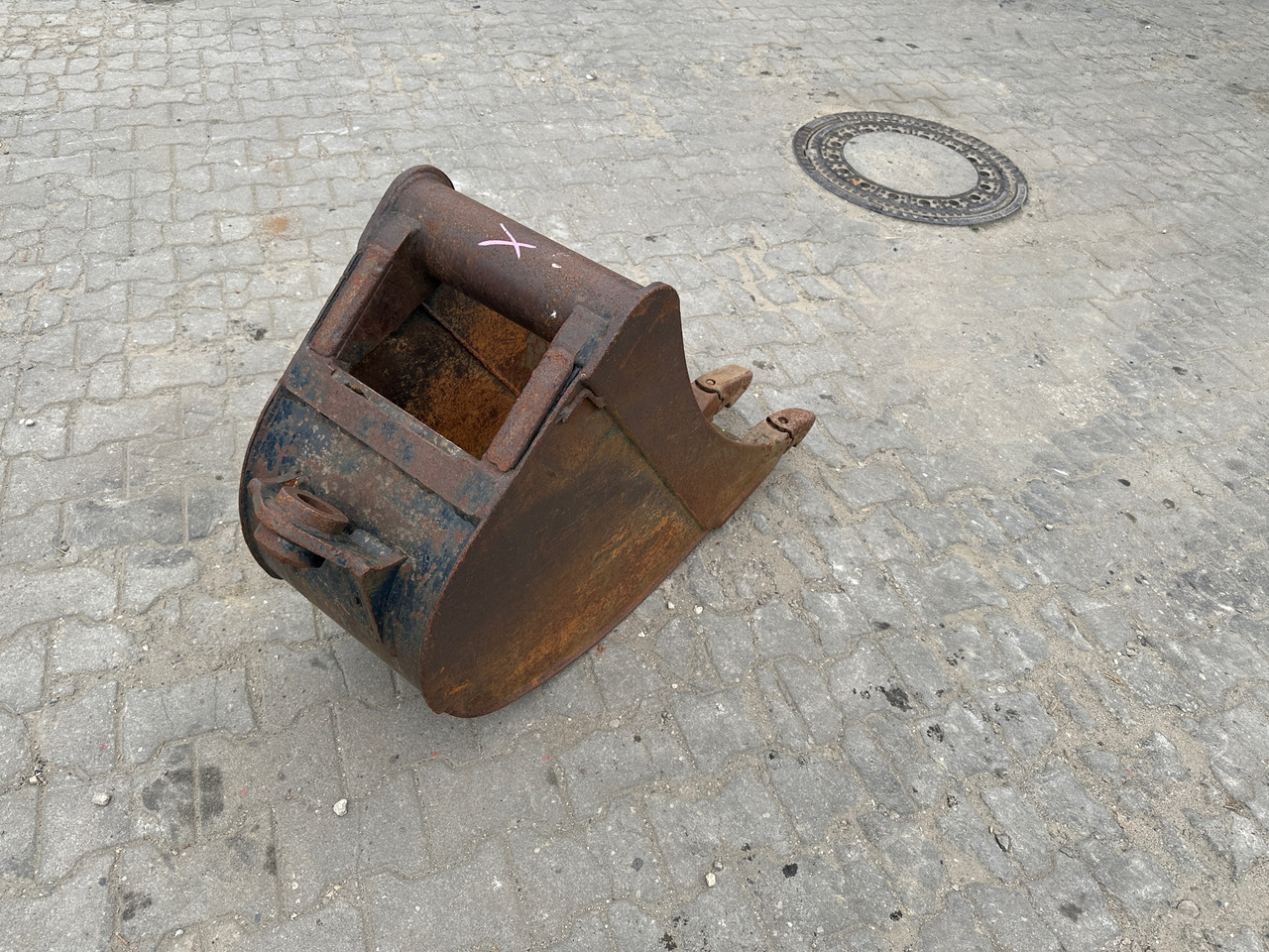Baggerlöffel Mantovanibenne 40 cm - Ekskavatoriaus kaušas - Statybinė technika: foto 3 Baggerlöffel Mantovanibenne 40 cm - Ekskavatoriaus kaušas - Statybinė technika: foto 3