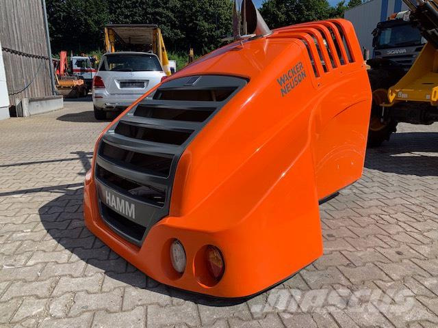 Hamm H13 H16 Motorhaube - Kapotas - Statybinė technika: foto 2 Hamm H13 H16 Motorhaube - Kapotas - Statybinė technika: foto 2