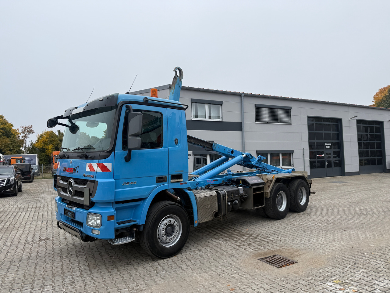 Mercedes-Benz 2646 Actros Abrollkipper Meiller AHK - Hook-lift sunkvežimis: foto 3 Mercedes-Benz 2646 Actros Abrollkipper Meiller AHK - Hook-lift sunkvežimis: foto 3