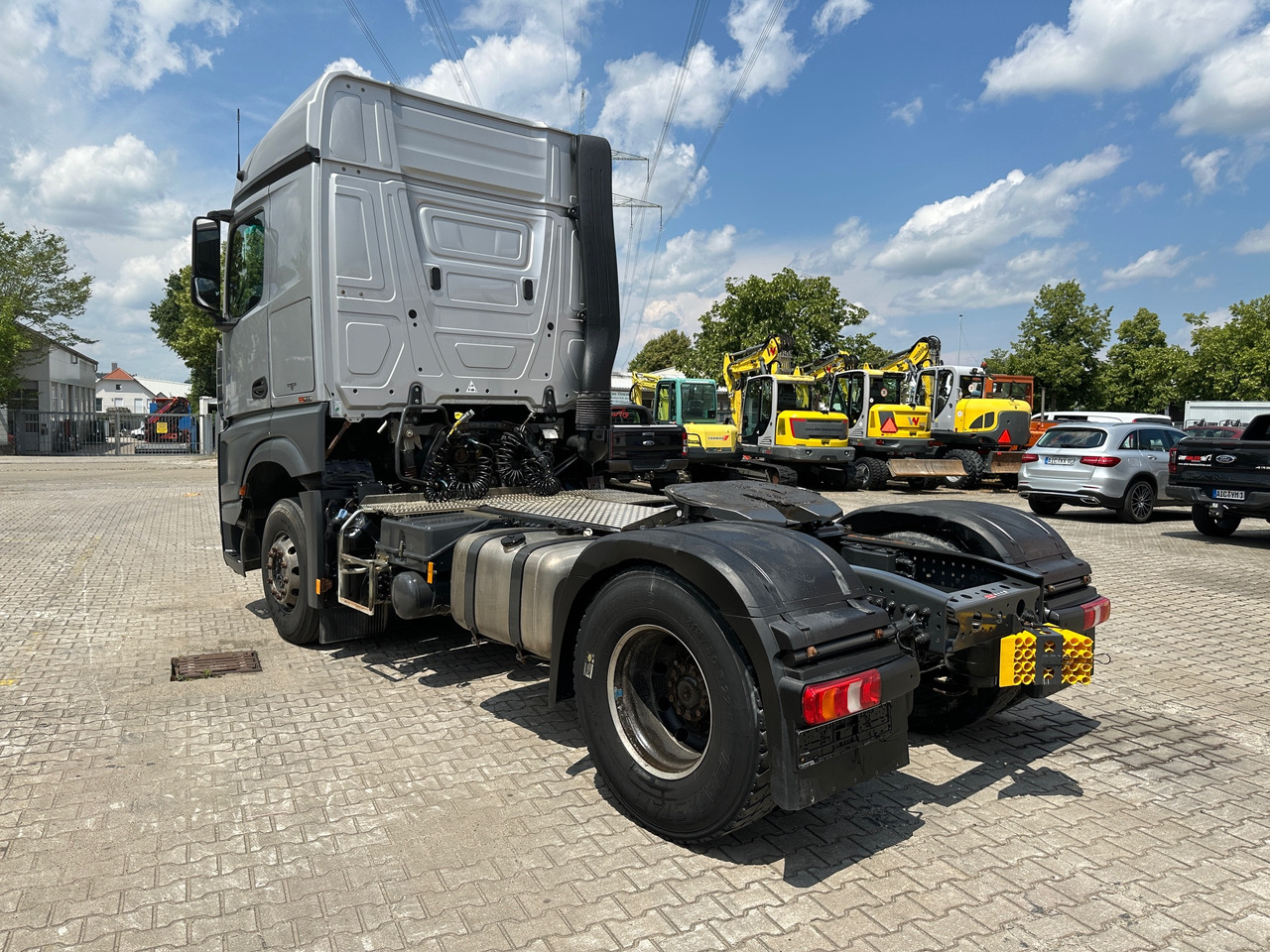 Mercedes-Benz 1845 Arocs SZM Kipphydraulik Mischerantrieb - Vilkikas: foto 5 Mercedes-Benz 1845 Arocs SZM Kipphydraulik Mischerantrieb - Vilkikas: foto 5