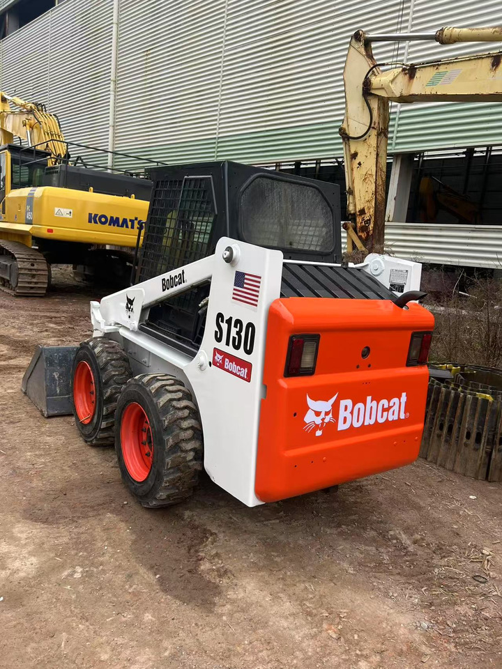 Bobcat S130 - Mini krautuvas: foto 3 Bobcat S130 - Mini krautuvas: foto 3