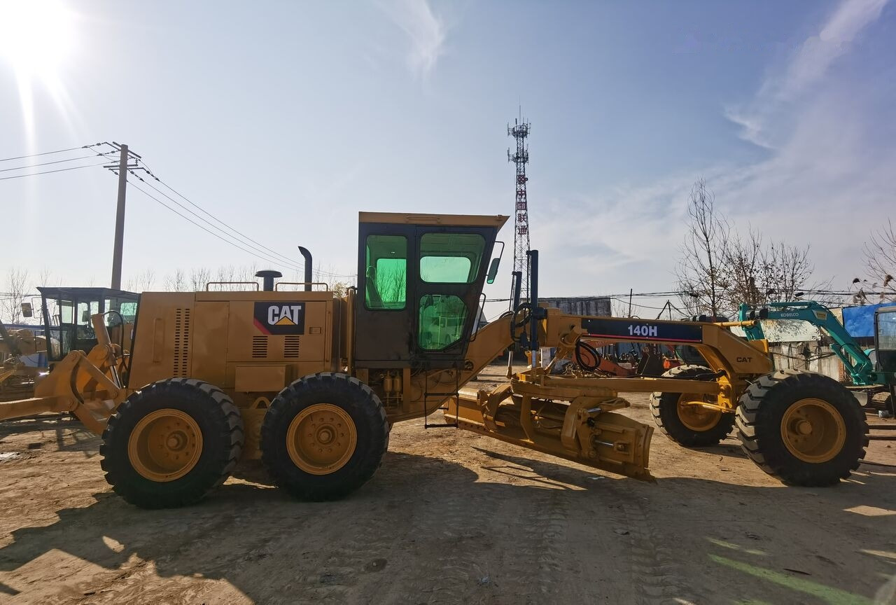Caterpillar 140H - Greideris: foto 2 Caterpillar 140H - Greideris: foto 2