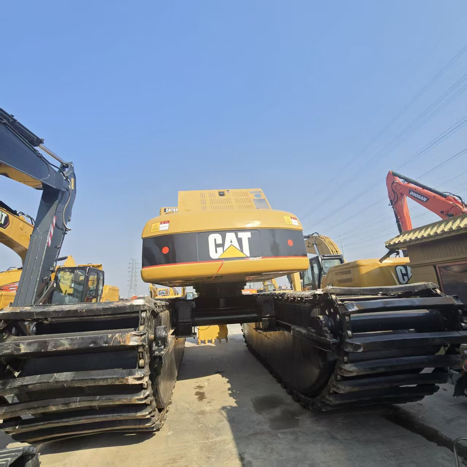 Caterpillar 320C - Plaukiantis ekskavatorius: foto 4 Caterpillar 320C - Plaukiantis ekskavatorius: foto 4