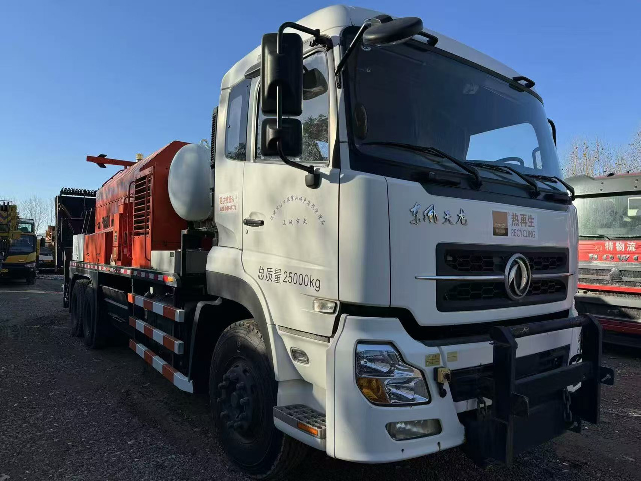 DongFeng DFL1250A12 - Elektrinis komunalinis automobilis: foto 2 DongFeng DFL1250A12 - Elektrinis komunalinis automobilis: foto 2