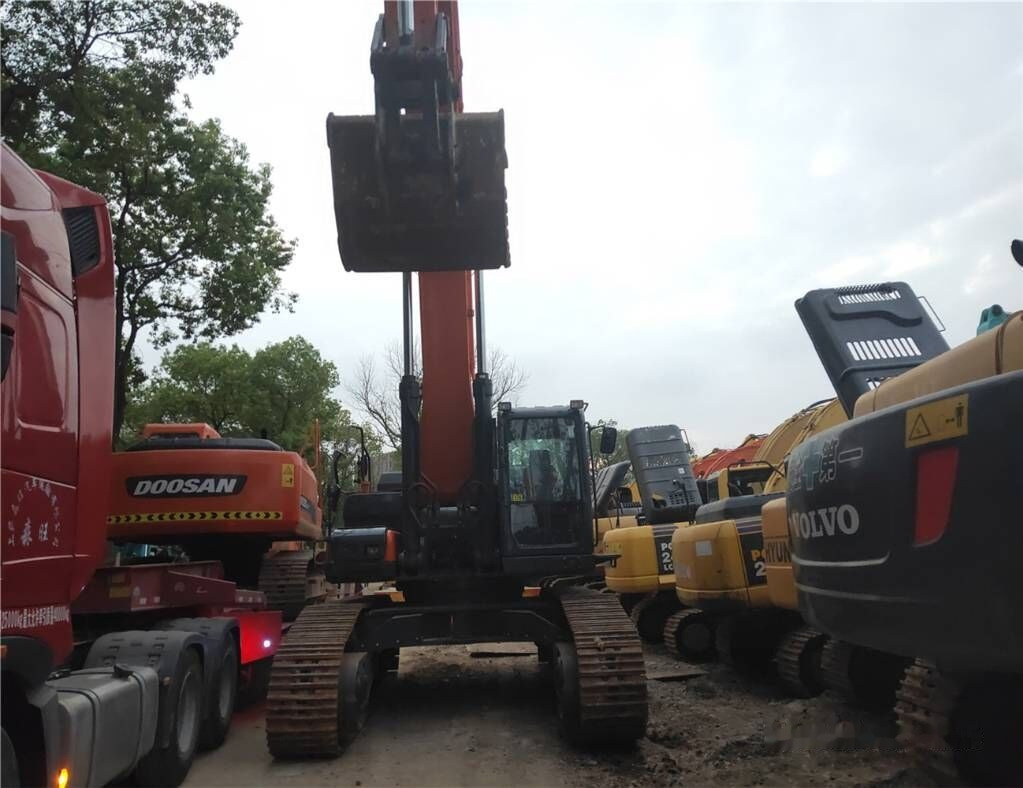 Doosan DX 530 LC-5 - Vikšrinis ekskavatorius: foto 2 Doosan DX 530 LC-5 - Vikšrinis ekskavatorius: foto 2