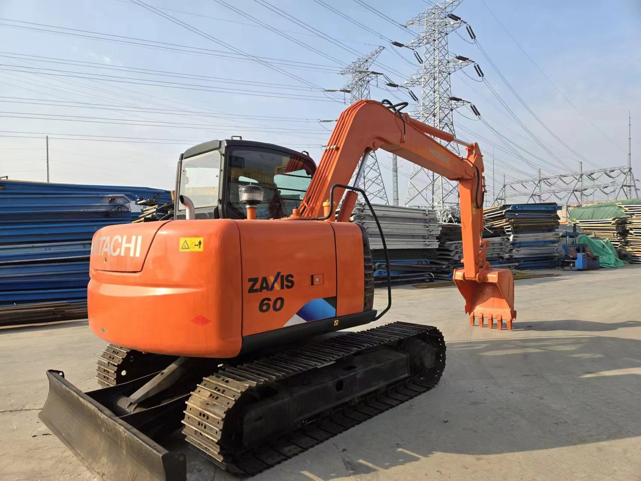 HITACHI ZX60 - Mini ekskavatorius: foto 4 HITACHI ZX60 - Mini ekskavatorius: foto 4