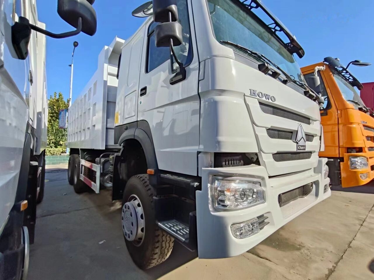 Howo New - Savivartis sunkvežimis: foto 4 Howo New - Savivartis sunkvežimis: foto 4