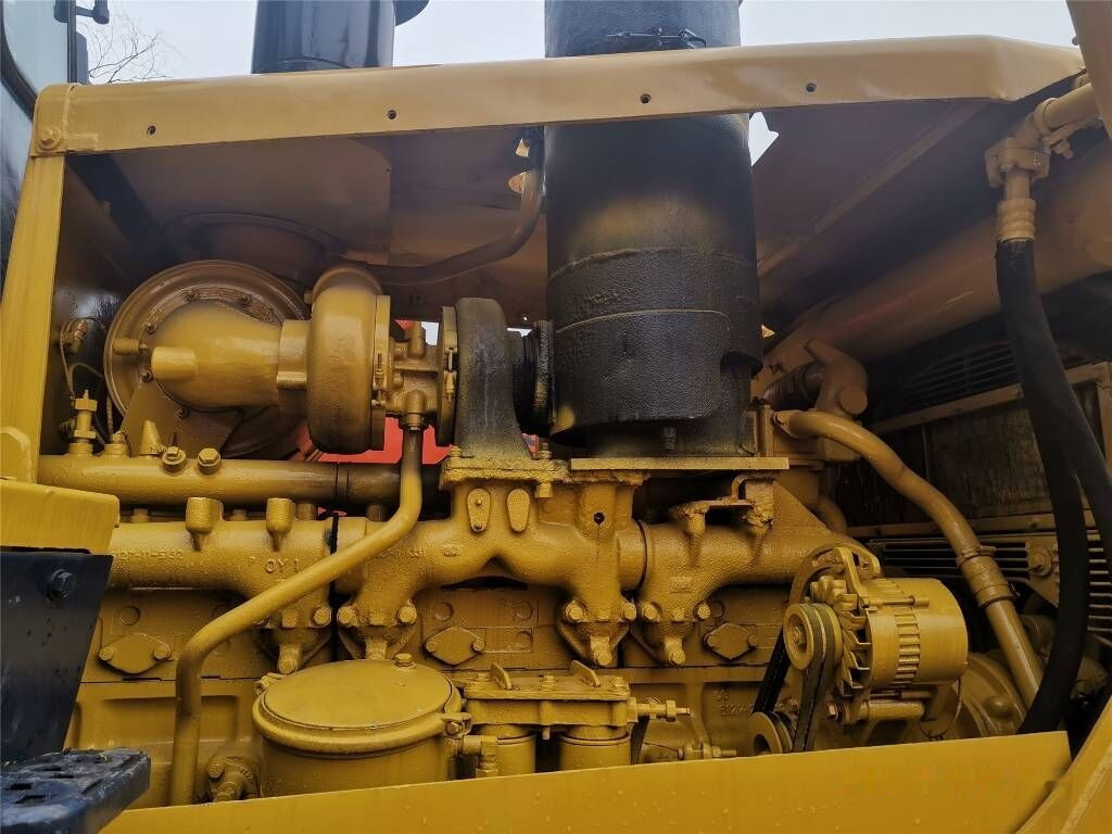 Komatsu D155A-2 - Buldozeris: foto 5 Komatsu D155A-2 - Buldozeris: foto 5